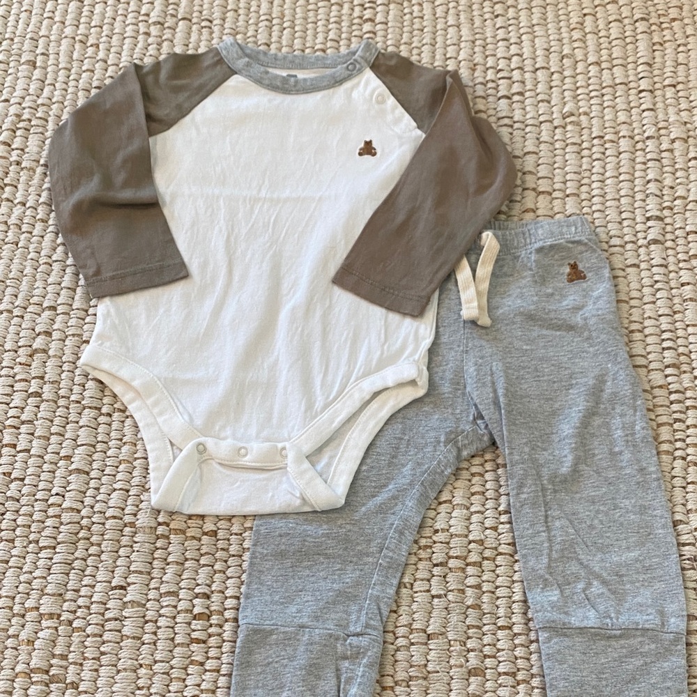 Baby Gap Two Piece Set